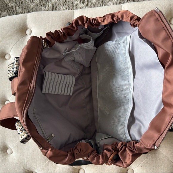 Emma and Kate Brown Everyday Bag - Picture 3 of 12